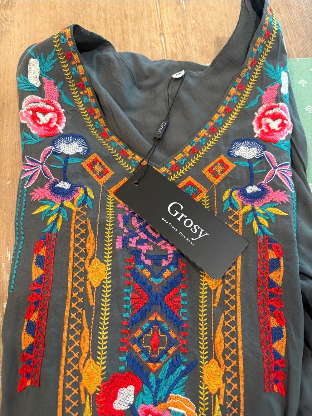 Embroidered Green V-Neck Mini Dress - Picture 3 of 4